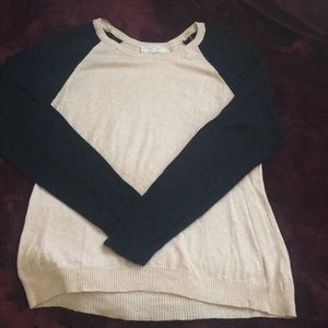 thin long sleeve sweater